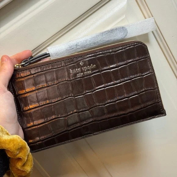 NWT Kate Spade New York Croc Embossed Leather Wristlet Wallet Brown Zip Clutch - Picture 2 of 5